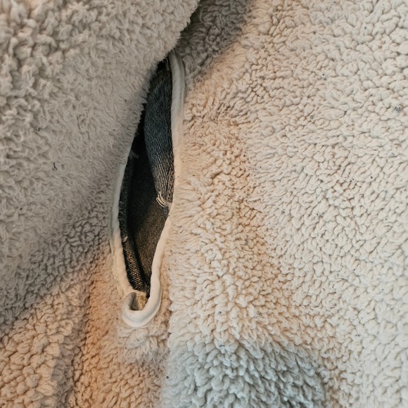 Love Tree Denim Medium Sherpa Lined Denim Jacket Embroidered Trucker Floral - Picture 13 of 15